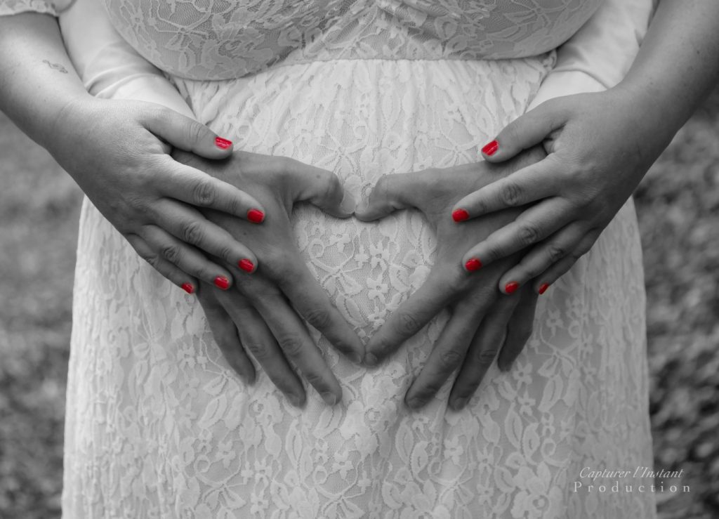 coeur photo de grossesse